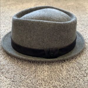 Vans pork pie hat